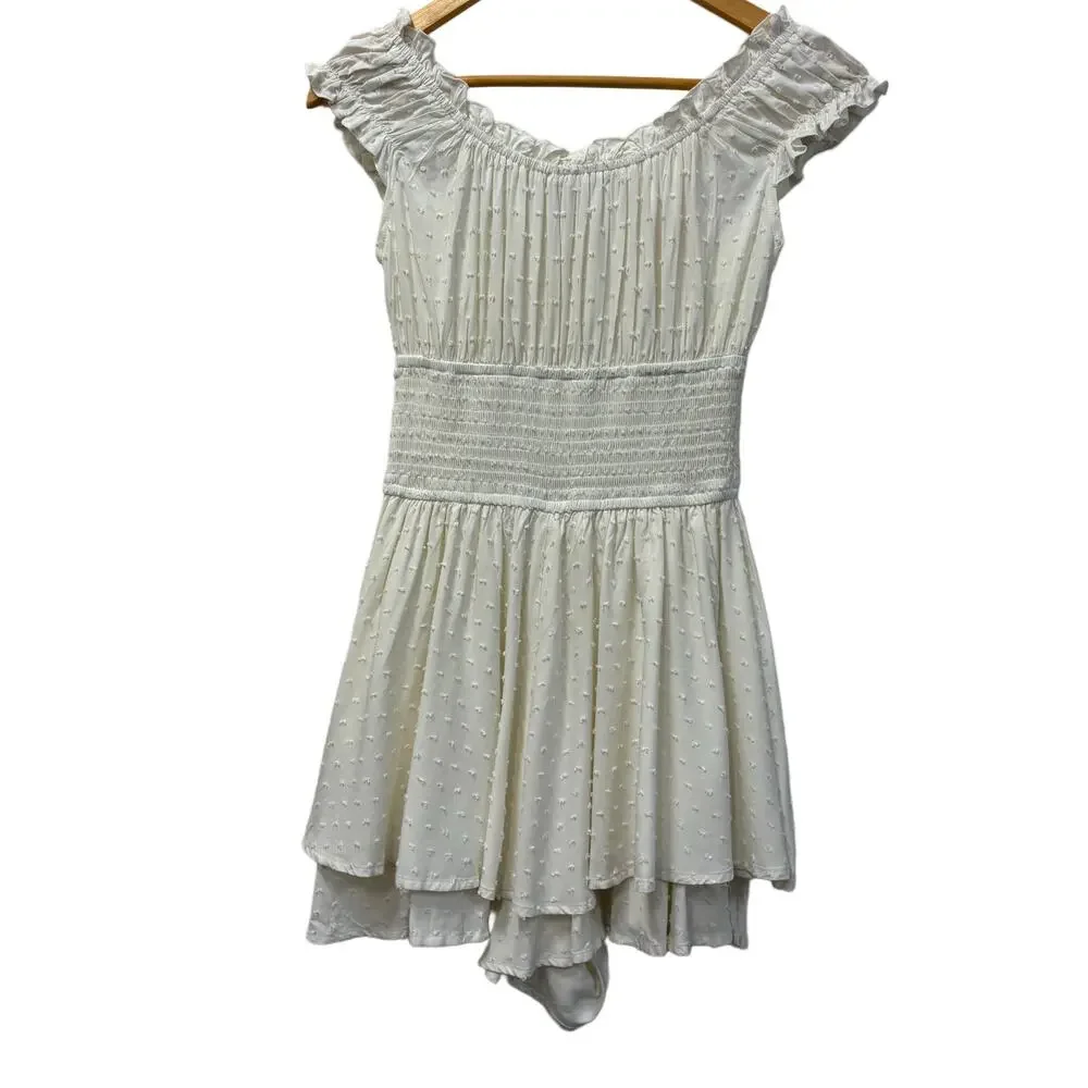 Urban Outfitter White dress in size S petite - Picture 2 of 4
